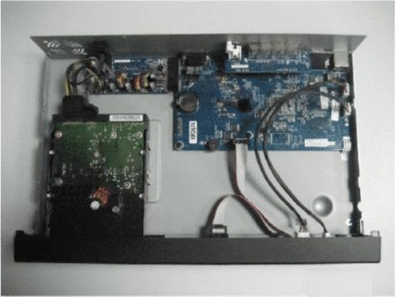 Tháo vỏ bảo vệ của DVR ra