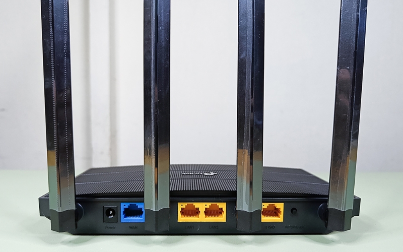 Cấu tạo cơ bản của một bộ định tuyến WiFi
